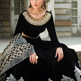 Zainab Chottani | Semi Formals | JET DIAMOND