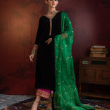 Zainab Chottani | Semi Formals | YAREEN