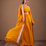Zainab Chottani | Semi Formals | AMBER FLOW