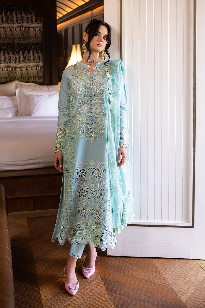 Mushq | Orient Express Luxury Lawn | REVE