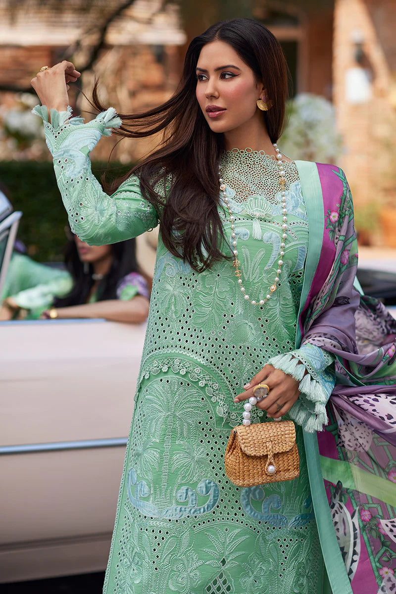 Mushq | Te Amo Luxury Lawn 24 | PIAZZA PANACHE