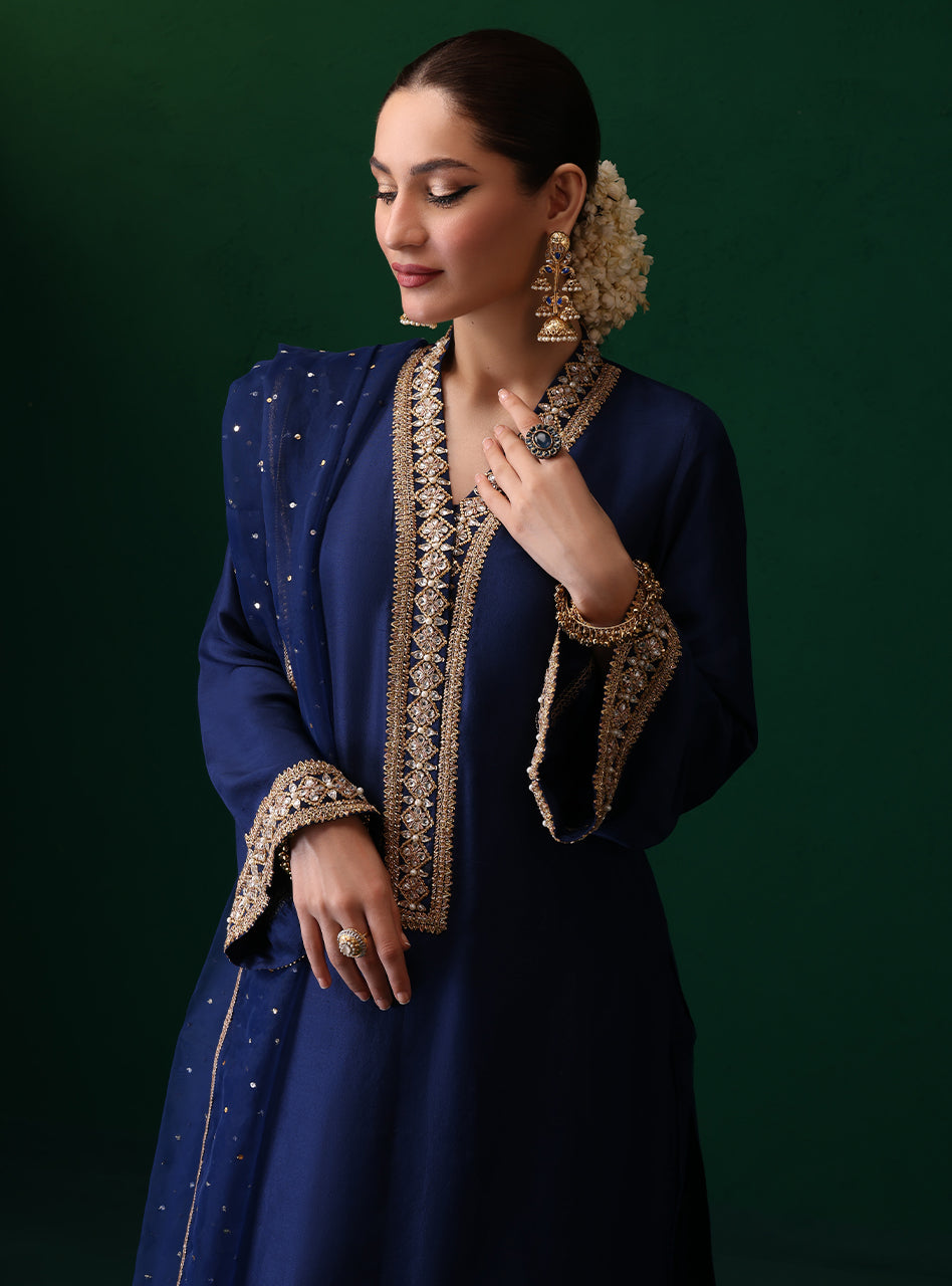 Zainab Chottani | Semi Formals | IRENE