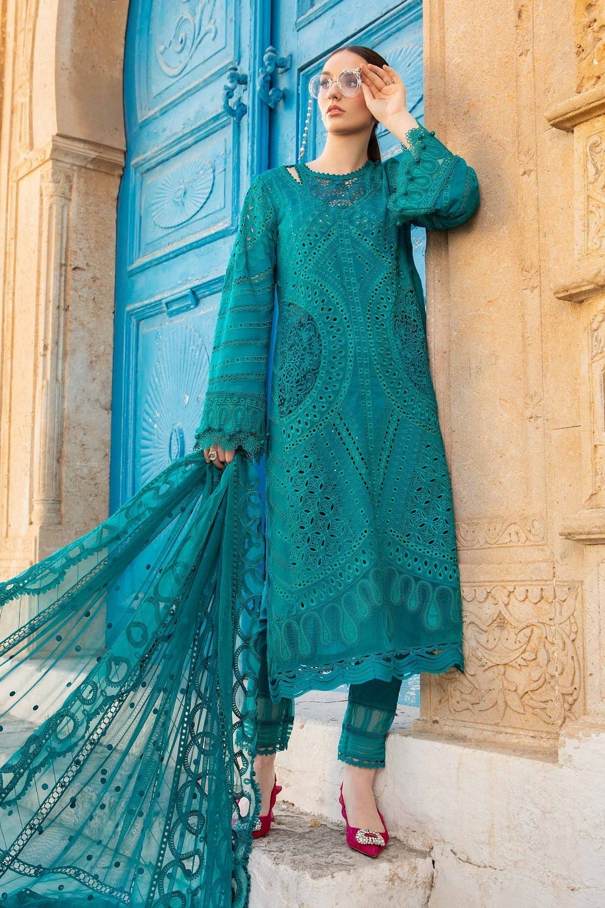 Maria B - D-2402-A - Lawn