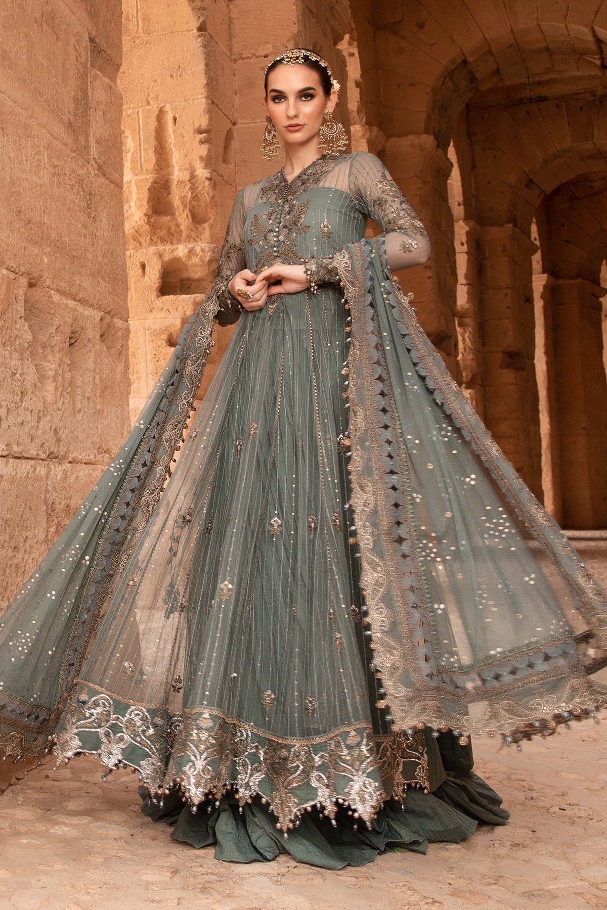 Maria B - D-2403-A - Lawn