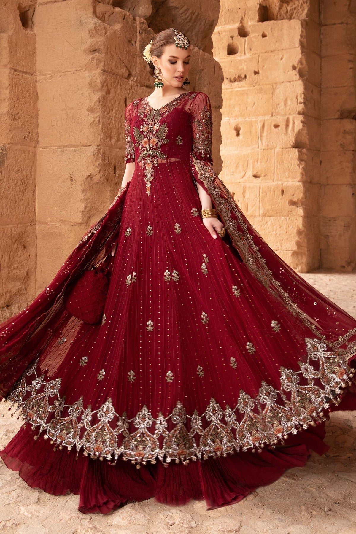 Maria B - D-2403-B - Lawn