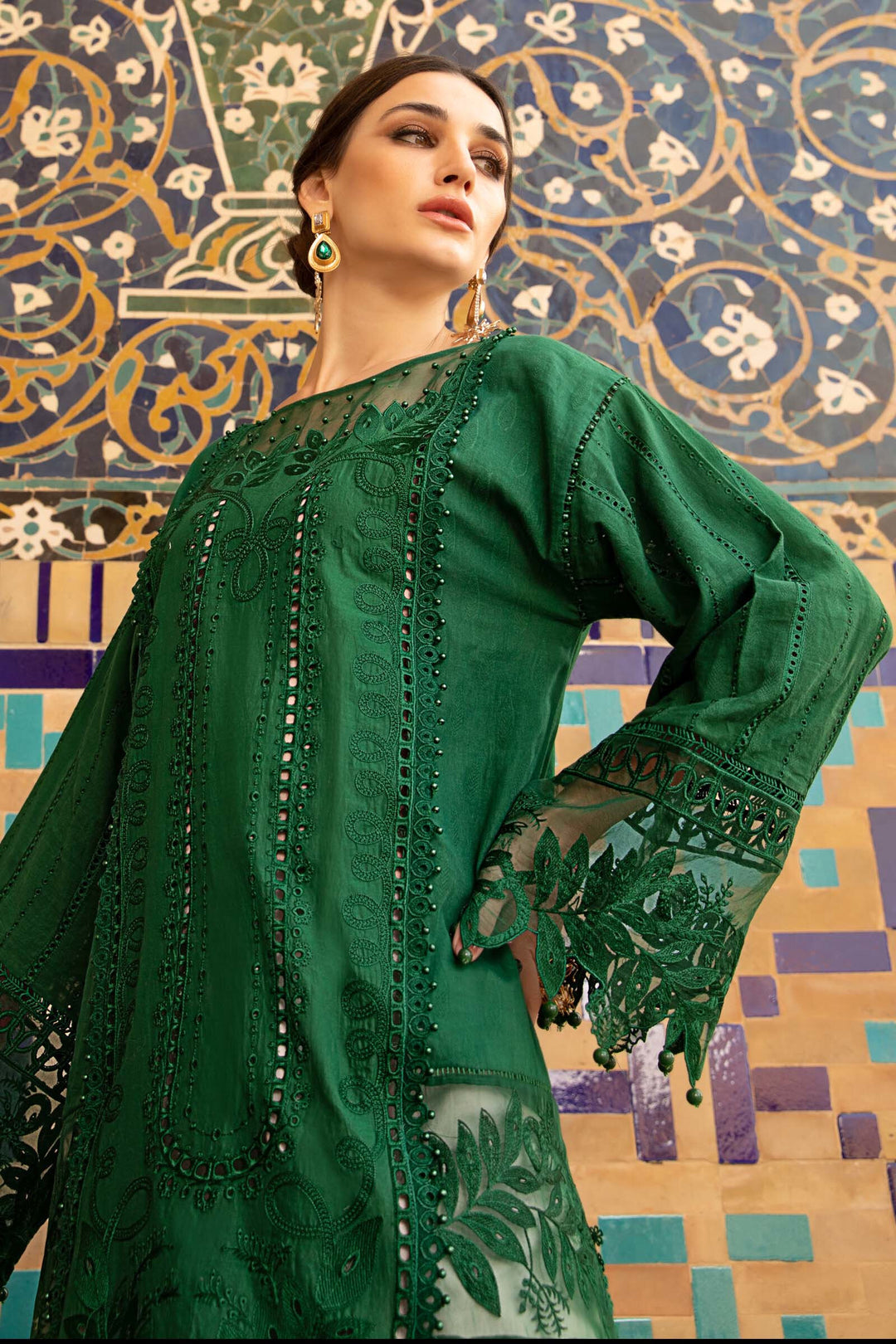 MARIA B EMBROIDED UNSTITCHED LAWN  D-2310-B