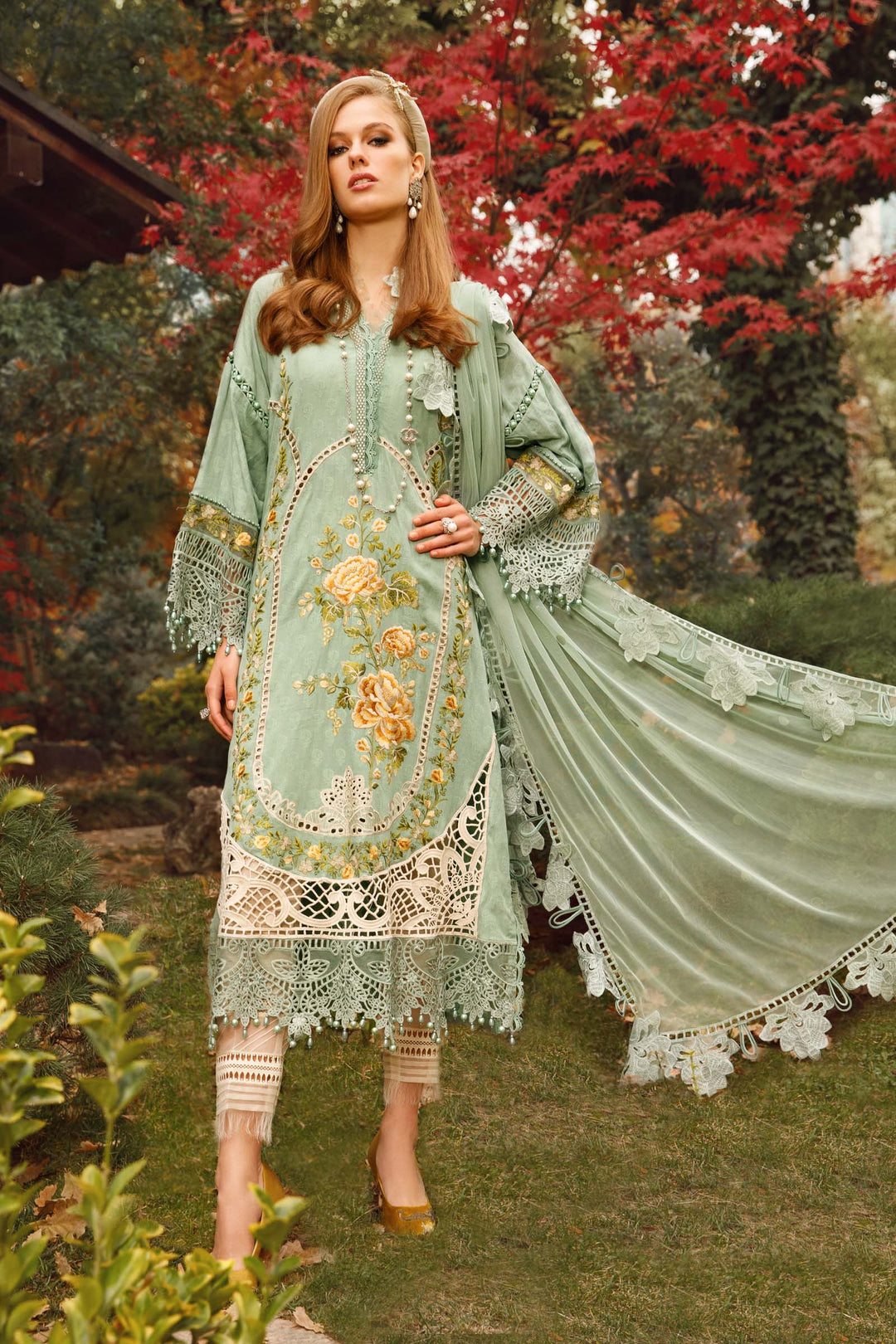 MARIA B EMBROIDED LUXURY LAWN  D-2302-A