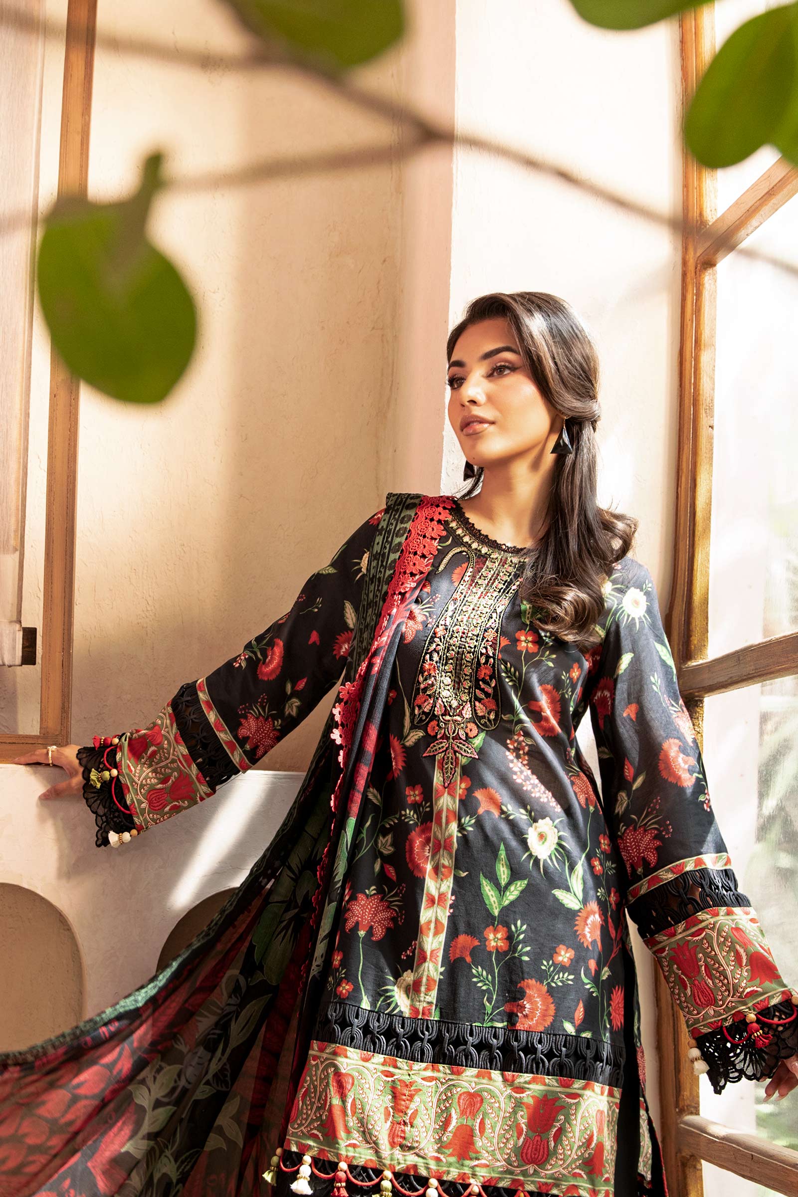 Maria B | Eid Basic Lawn | MB-CUS25-901A