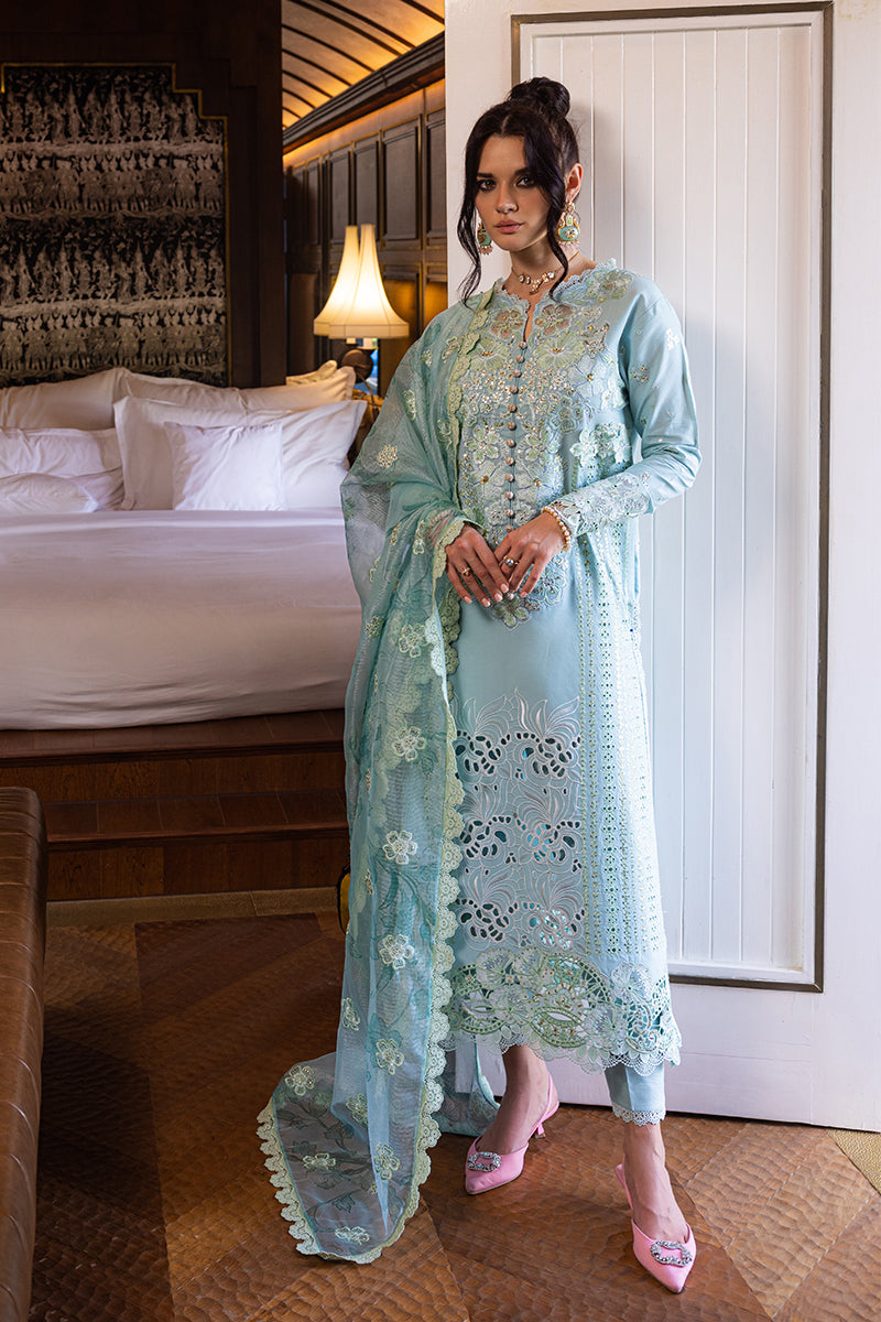 Mushq | Orient Express Luxury Lawn | REVE