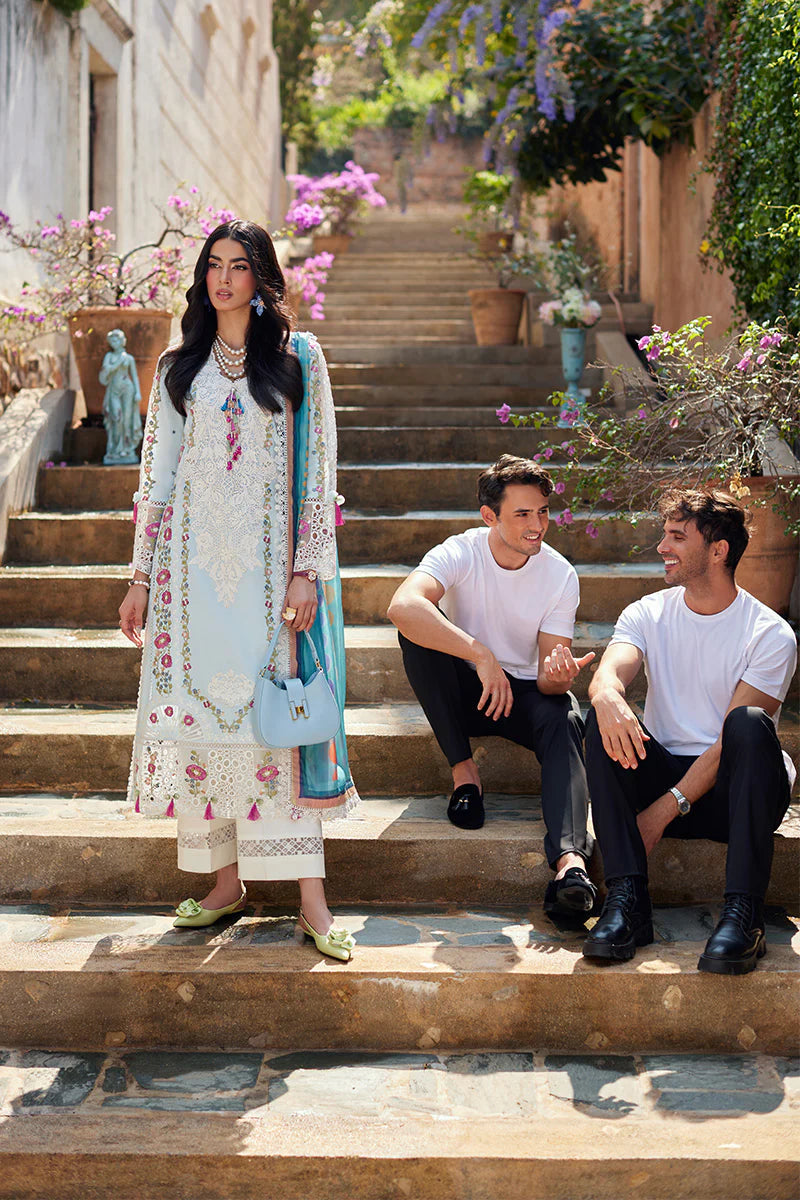 Mushq | Te Amo Luxury Lawn 24 | LUCCA LURE