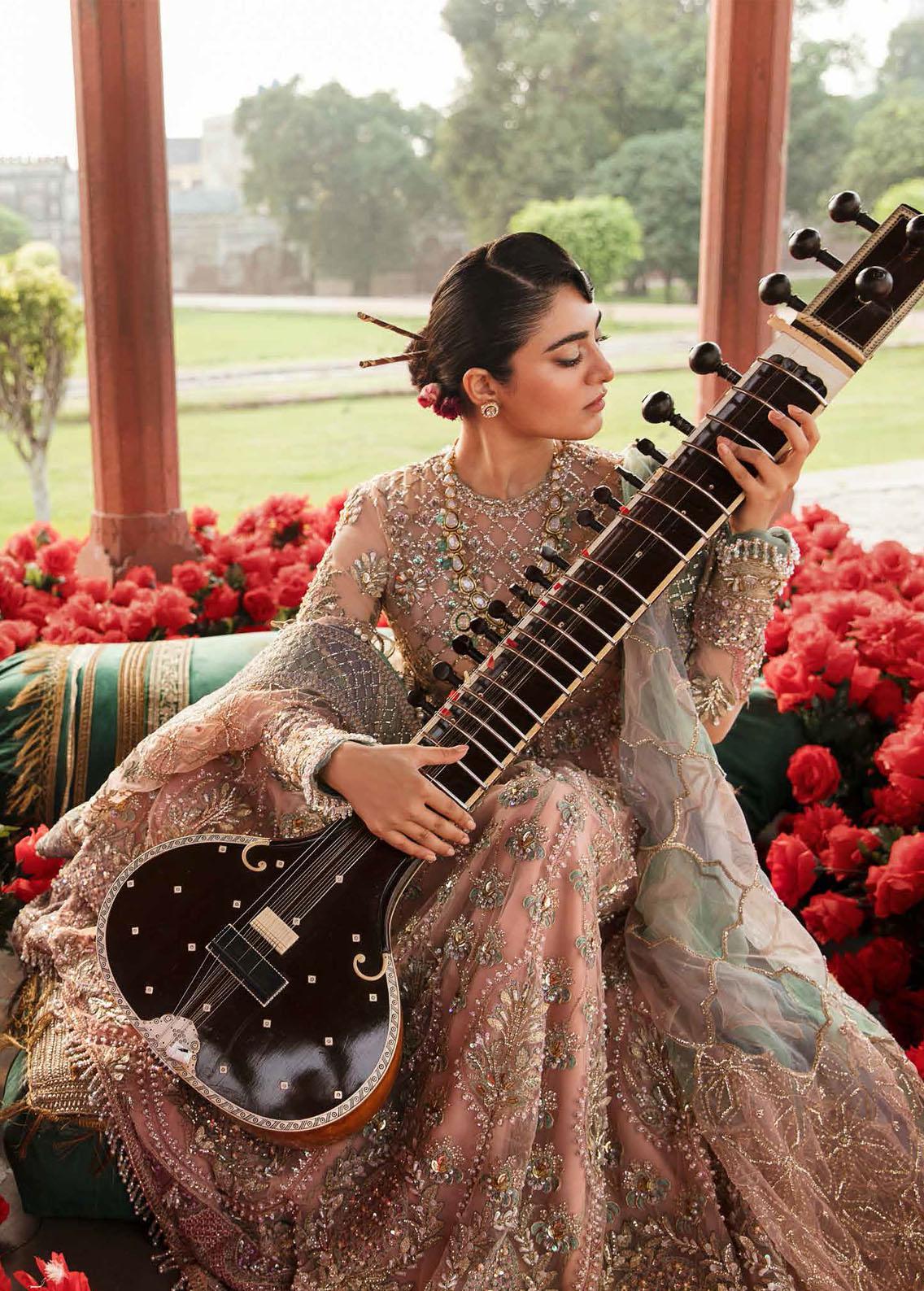 Afrozeh Embroidered Suits Unstitched 3 Piece AF22B 005 Mahtab - Bridal 